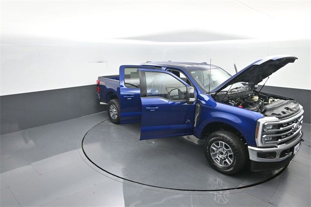 New 2026 Ford F250 Lariat w/ FX4 Off-Road Package image 34