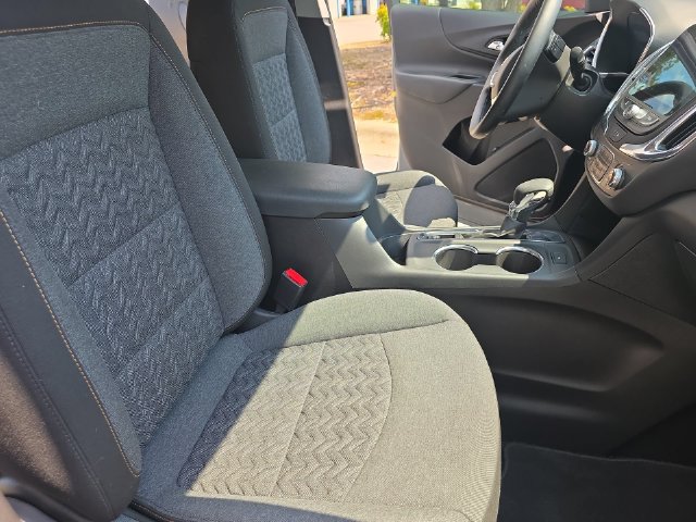Used 2024 Chevrolet Equinox LT FWD image 11