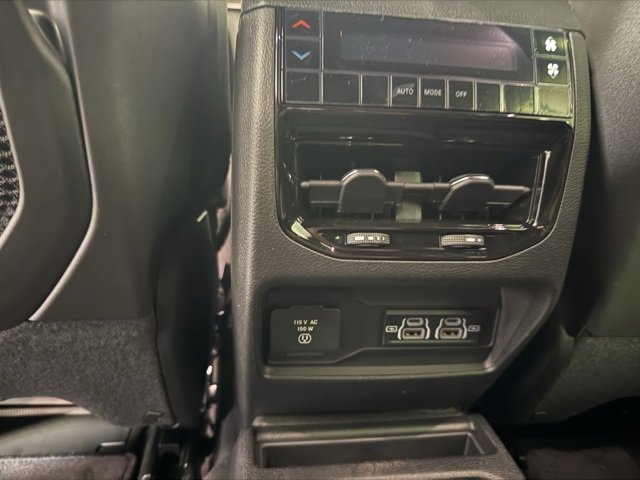 New 2025 Jeep Grand Cherokee L Altitude image 17