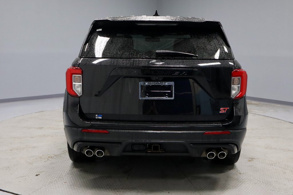 Certified 2022 Ford Explorer ST w/ ST Street Pack image 11