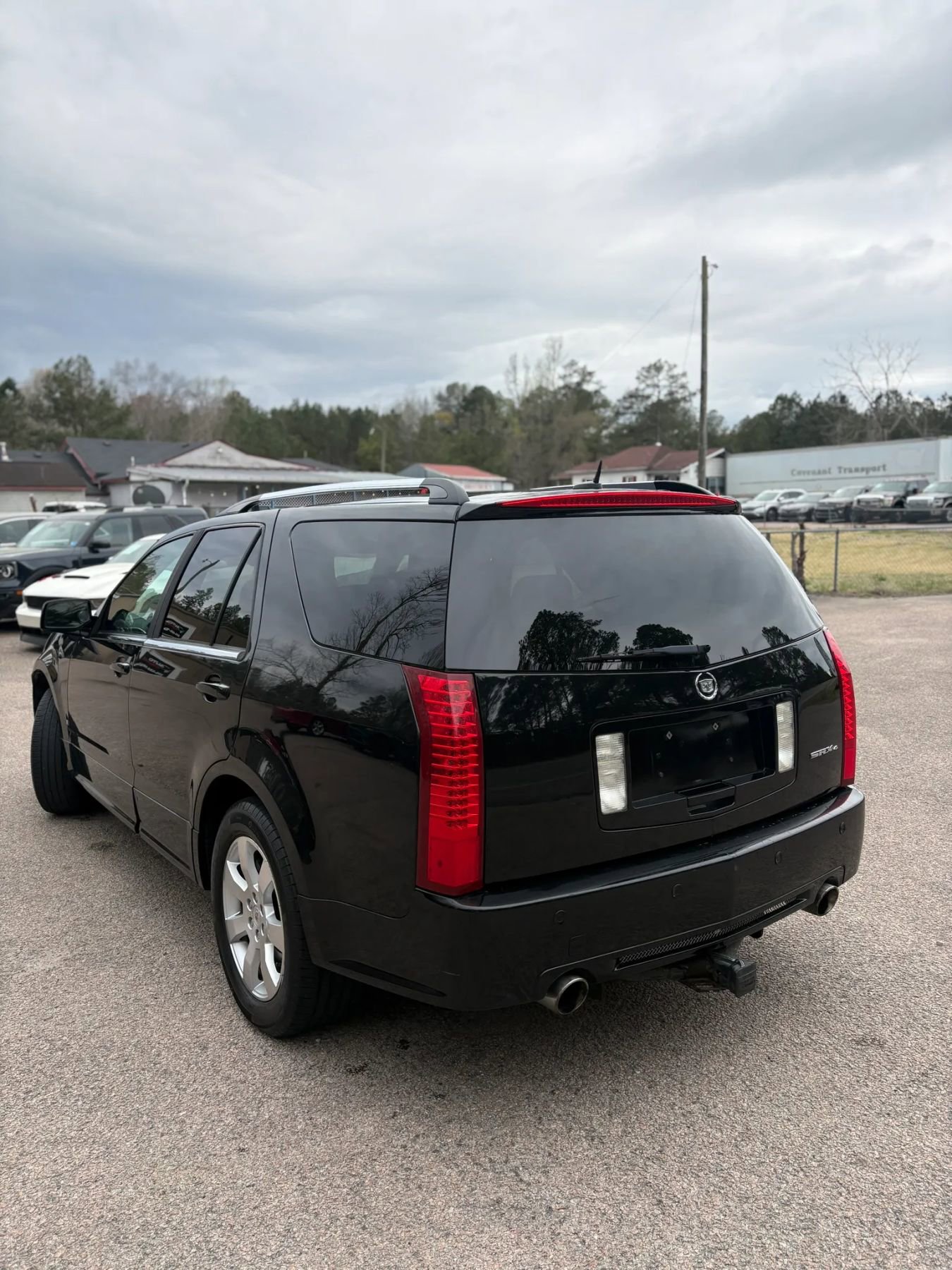 Used 2008 Cadillac SRX AWD w/ Utility Package image 4