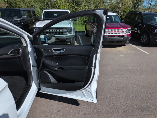 Certified 2023 Ford Edge SEL AWD/4WD image 14
