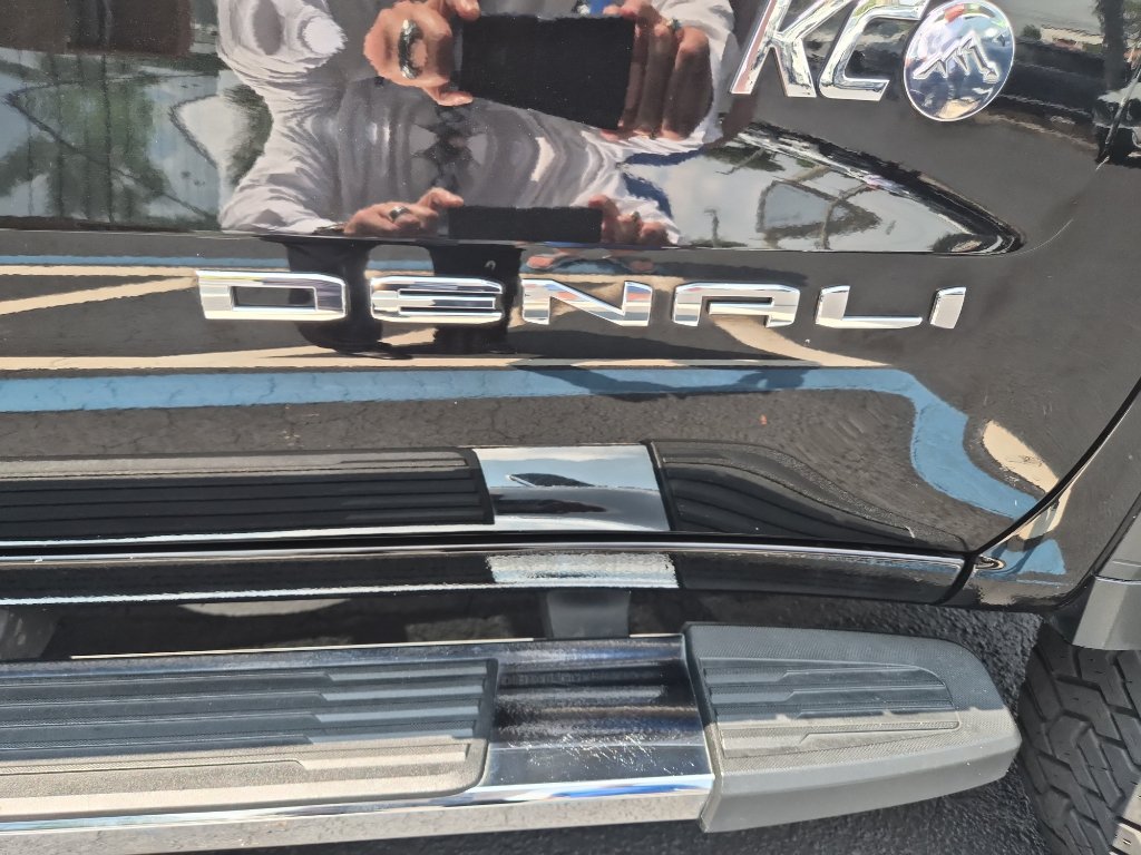Used 2021 GMC Sierra 1500 Denali AWD/4WD image 6
