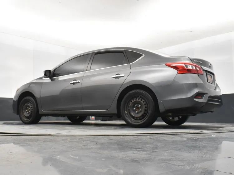 Used 2019 Nissan Sentra SV image 12