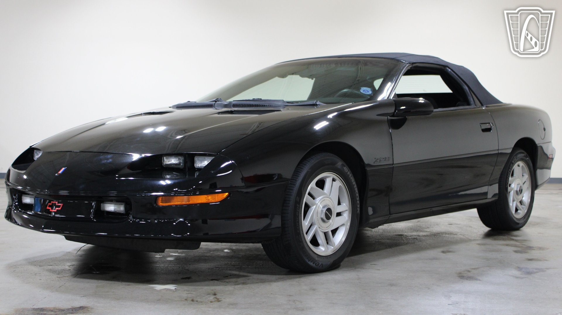 Used 1995 Chevrolet Camaro Z28 RWD image 25