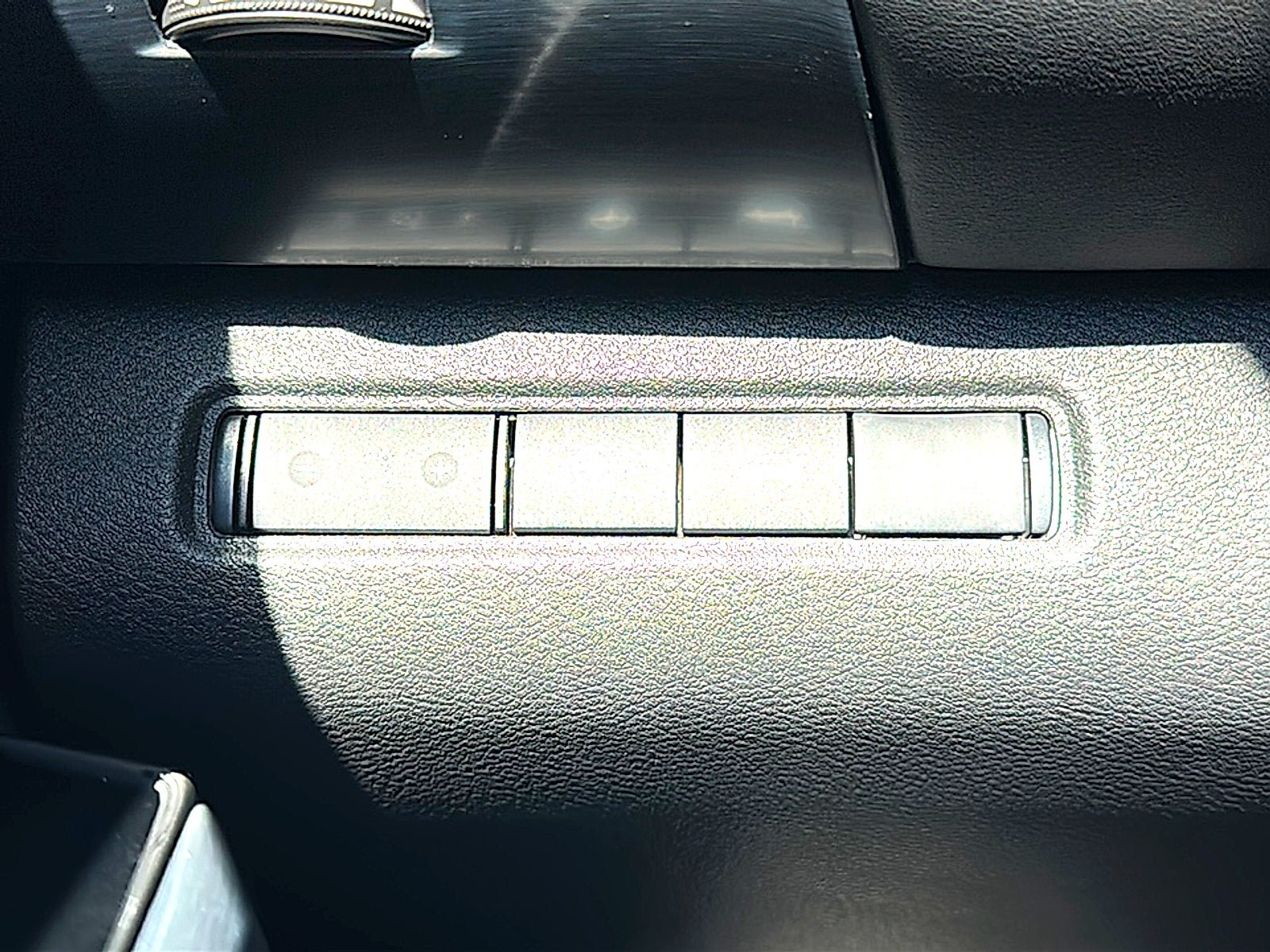 New 2026 Nissan Pathfinder SL w/ SL Premium Package FWD image 27