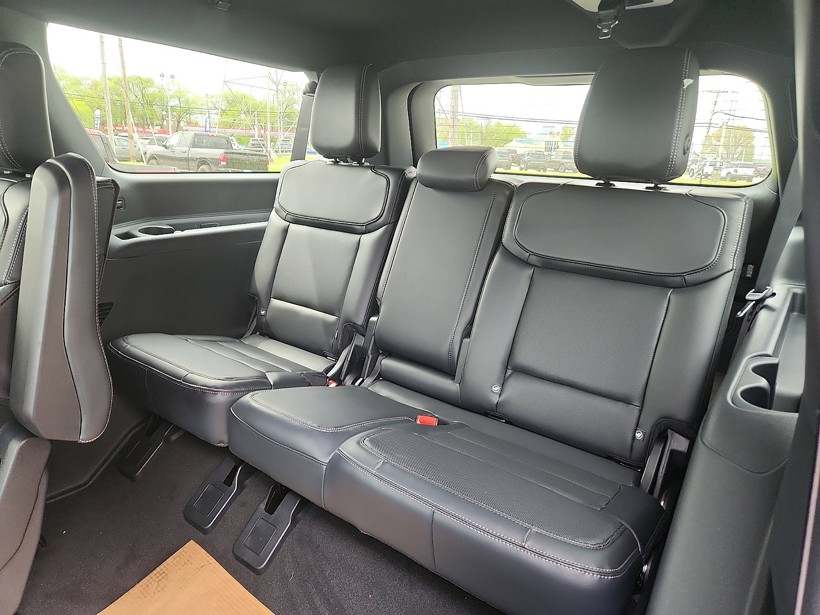 New 2026 Ford Expedition Max Platinum image 7