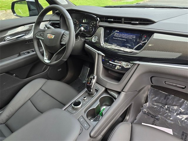 New 2025 Cadillac XT6 Sport image 10