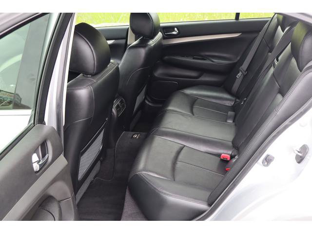 Used 2013 INFINITI G37 x Sedan w/ Premium Pkg AWD/4WD image 8