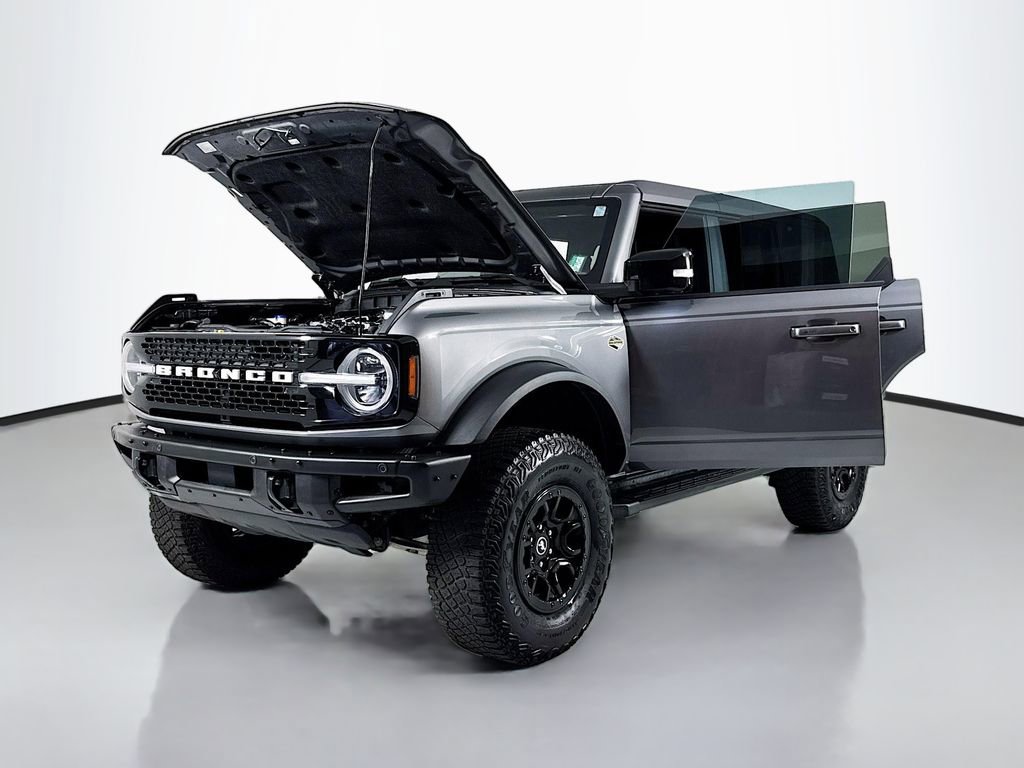 Used 2021 Ford Bronco Wildtrak image 24