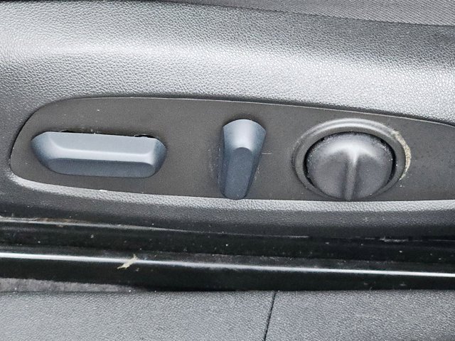 Used 2023 Chevrolet Malibu LT image 14