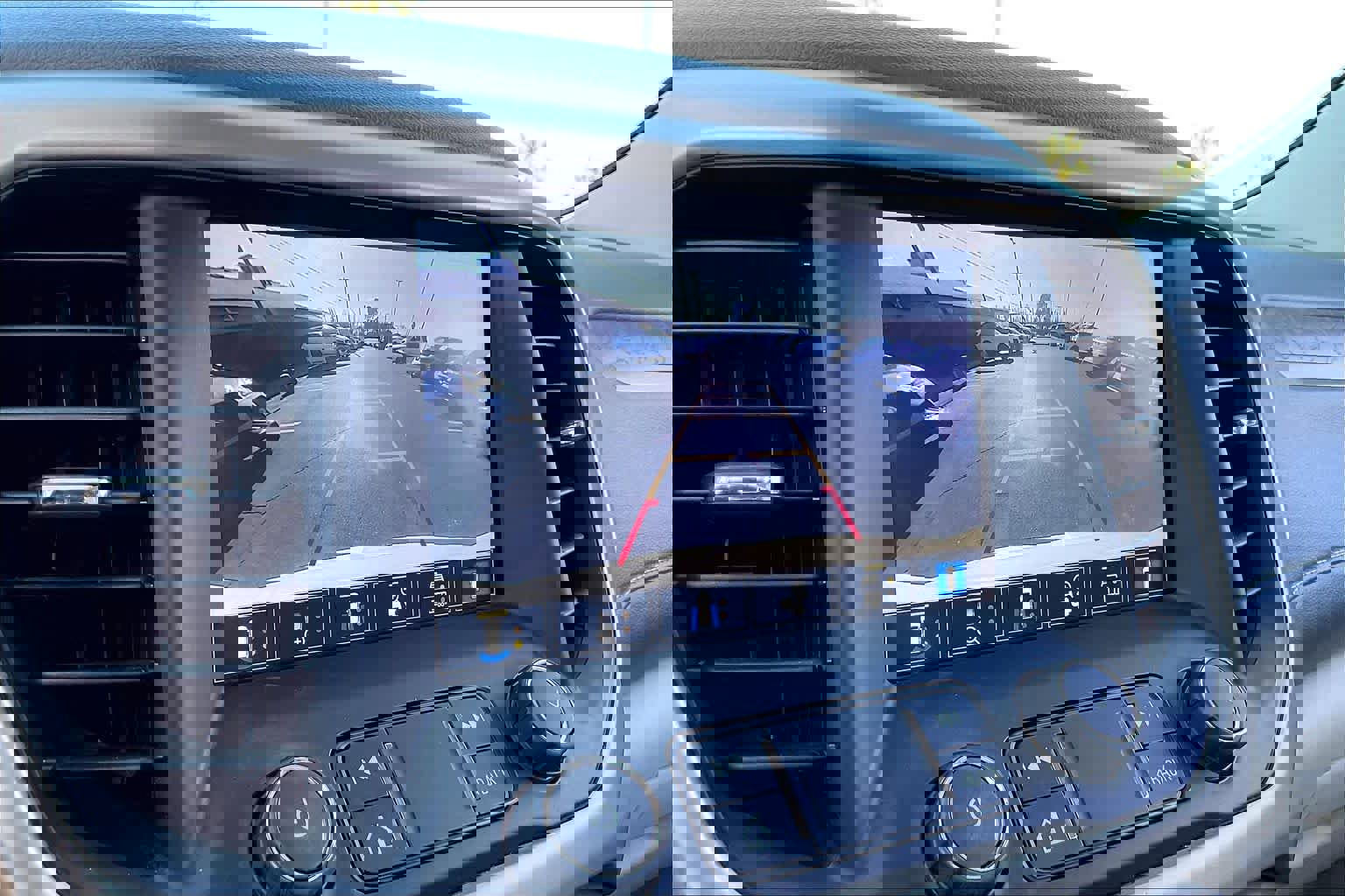 Used 2022 GMC Acadia Denali w/ Denali Ultimate Package image 23