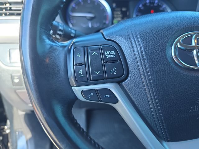Used 2018 Toyota Highlander FWD V6 image 22
