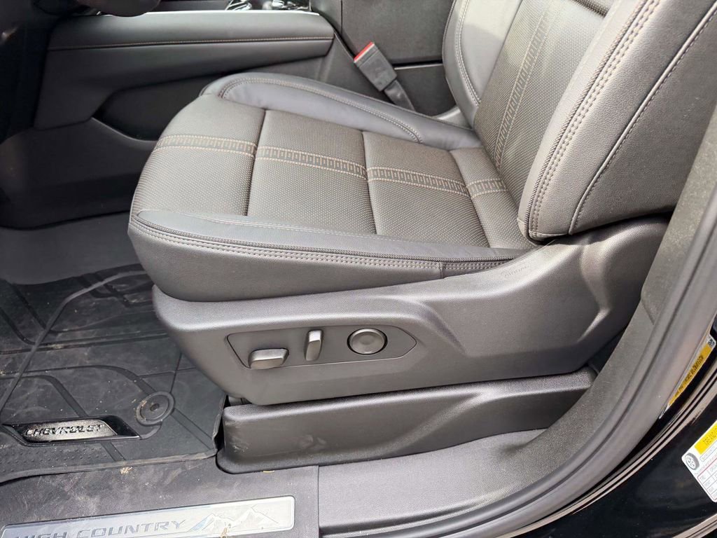 New 2026 Chevrolet Tahoe High Country image 17