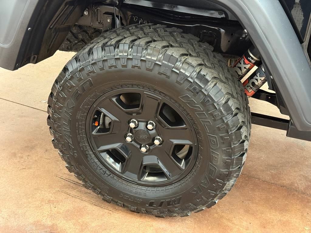 Used 2023 Jeep Gladiator Mojave w/ Cold Weather Group image 20