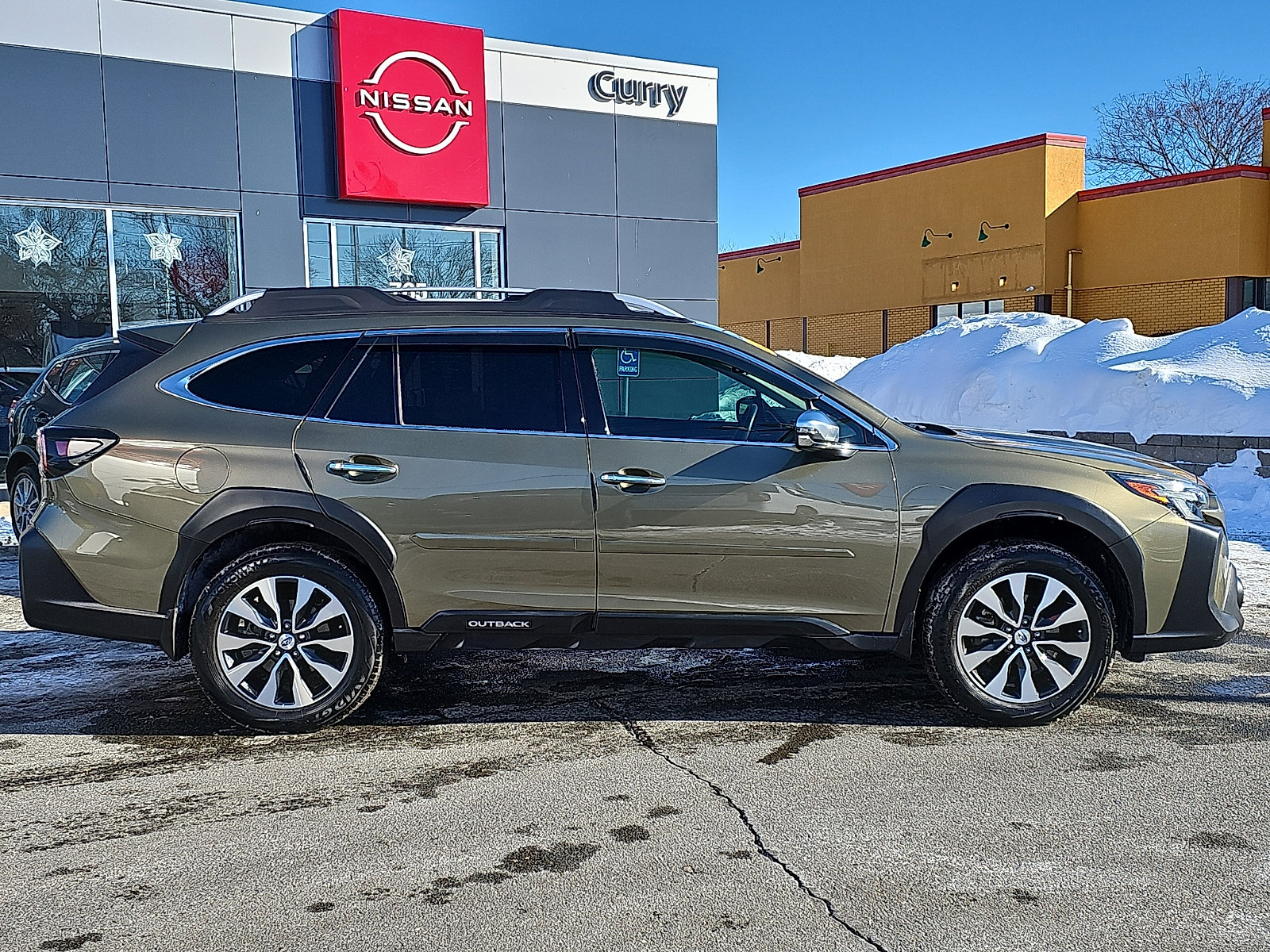 Used 2023 Subaru Outback Touring XT image 7