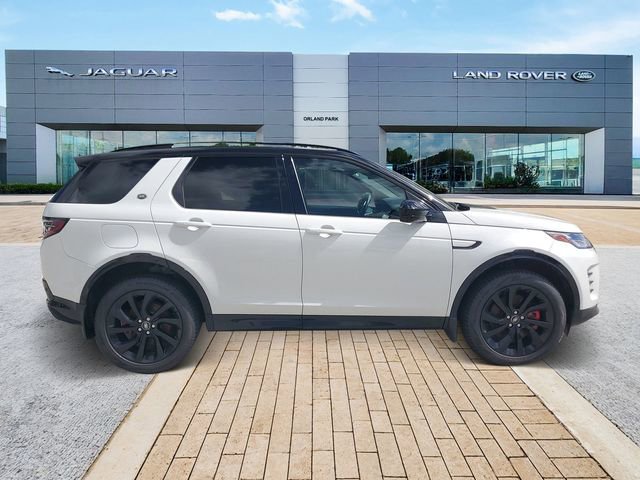 Certified 2025 Land Rover Discovery Sport Dynamic SE image 4
