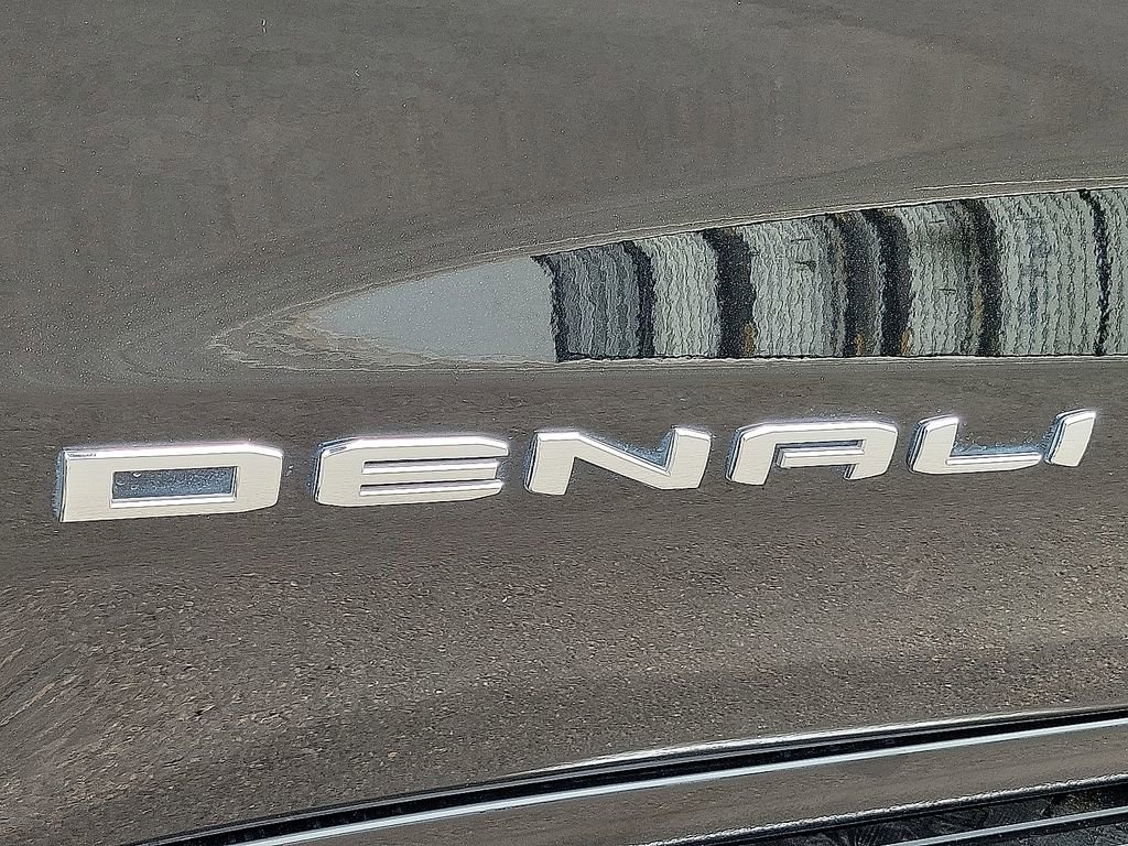 Used 2024 GMC Sierra 1500 Denali Ultimate AWD/4WD image 9