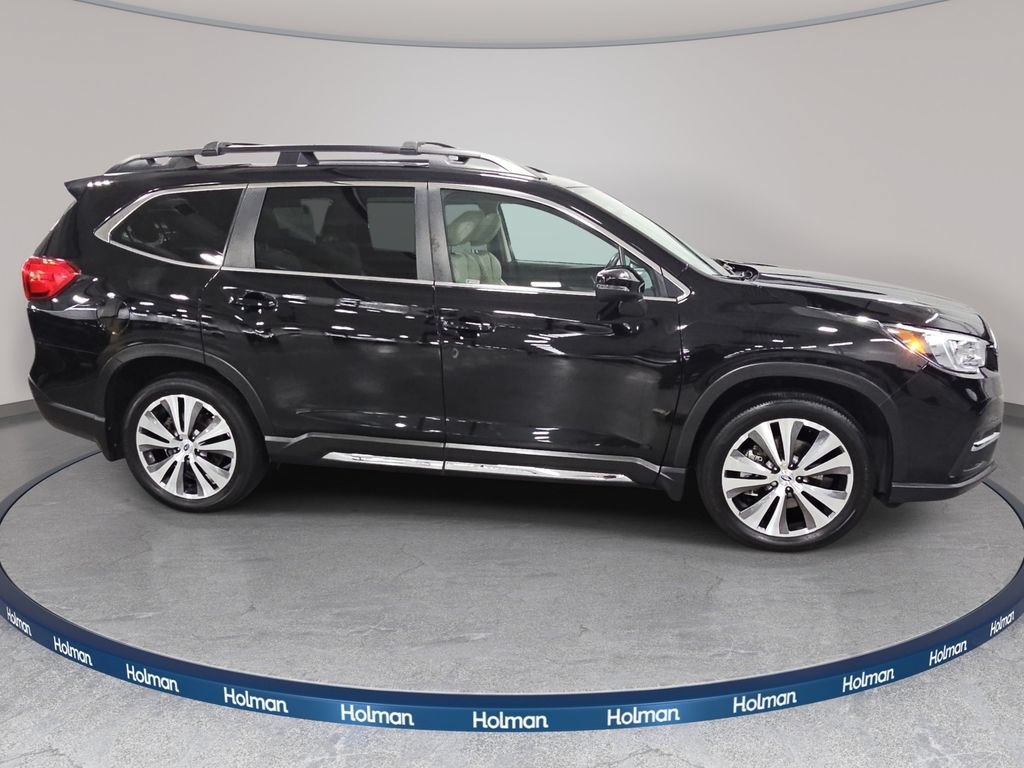 Used 2022 Subaru Ascent Limited w/ Technology Package AWD/4WD image 5