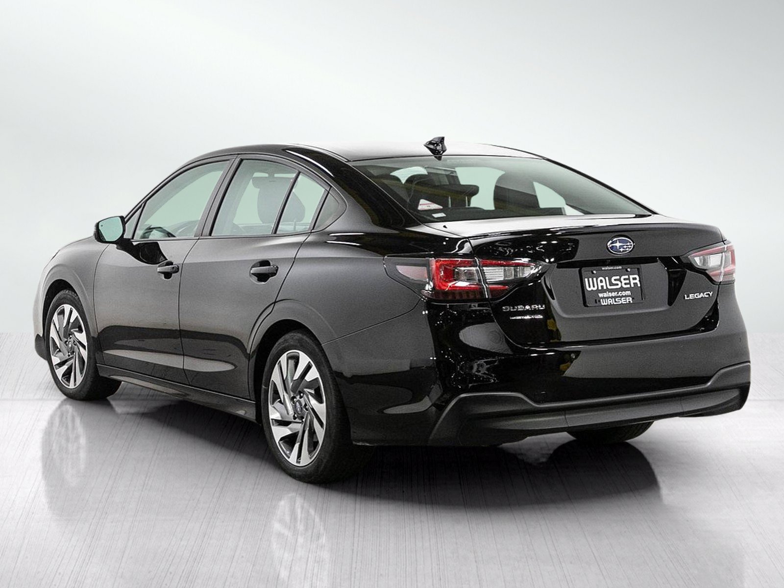 Used 2024 Subaru Legacy Limited AWD/4WD image 3