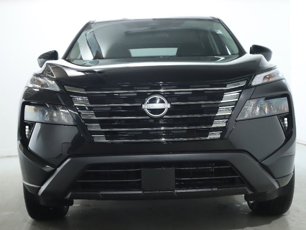 Certified 2026 Nissan Rogue SV image 6