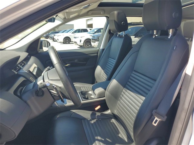 New 2025 Land Rover Discovery Sport S image 18