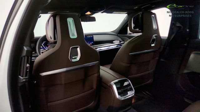 Used 2026 BMW 740i RWD image 43