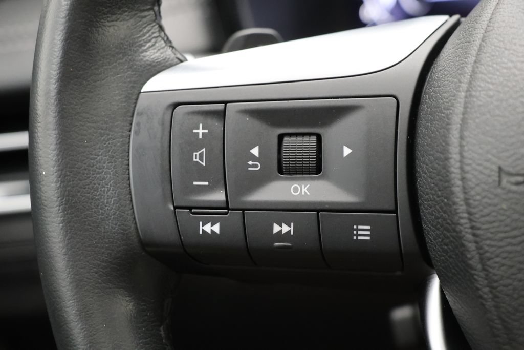 Used 2023 INFINITI QX60 Luxe w/ Performance Audio Package AWD/4WD image 19