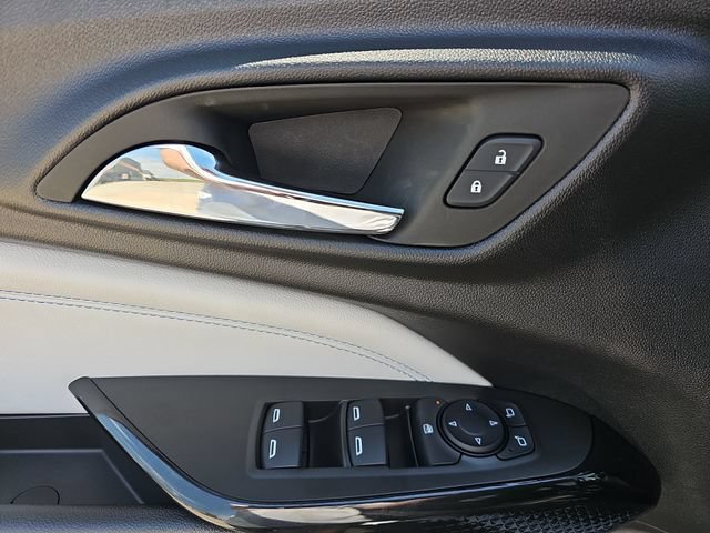 New 2026 Chevrolet Trax LT w/ Driver Confidence Package FWD image 22