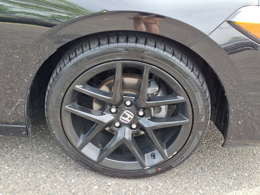 Used 2022 Honda Civic Sport Touring image 9