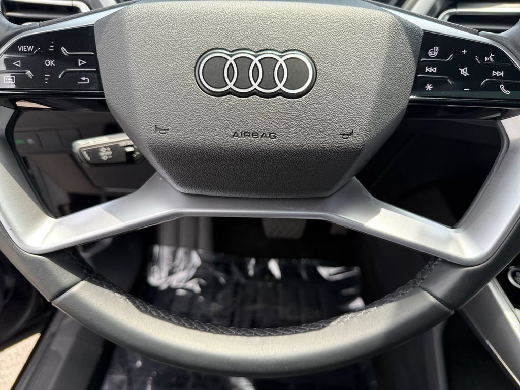 Used 2024 Audi Q4 e-tron Premium Plus w/ Premium Plus AWD/4WD image 20