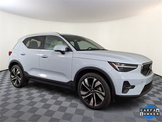 Used 2024 Volvo XC40 B5 Ultimate w/ Protection Package Premier