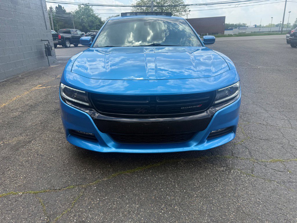 Used 2015 Dodge Charger SXT w/ Driver Confidence Group RWD image 9