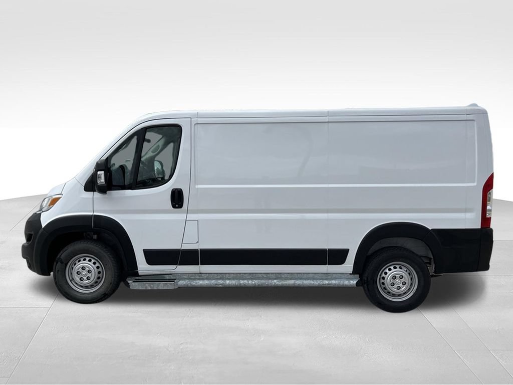 Used 2025 RAM ProMaster 2500 w/ U-Haul Equipment Group FWD image 10