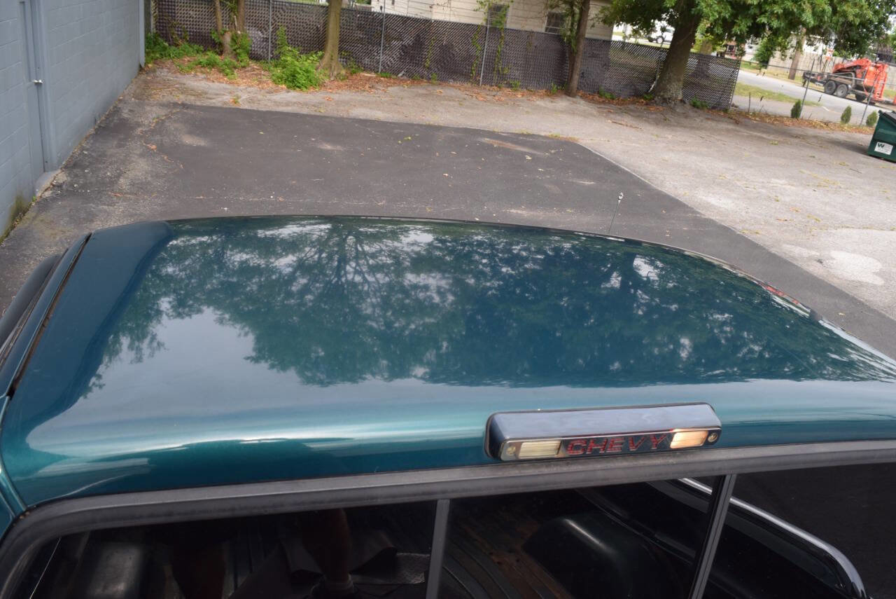 Used 1997 Chevrolet Silverado 1500 4x4 Regular Cab w/ Preferred Equipment Group 2 image 16