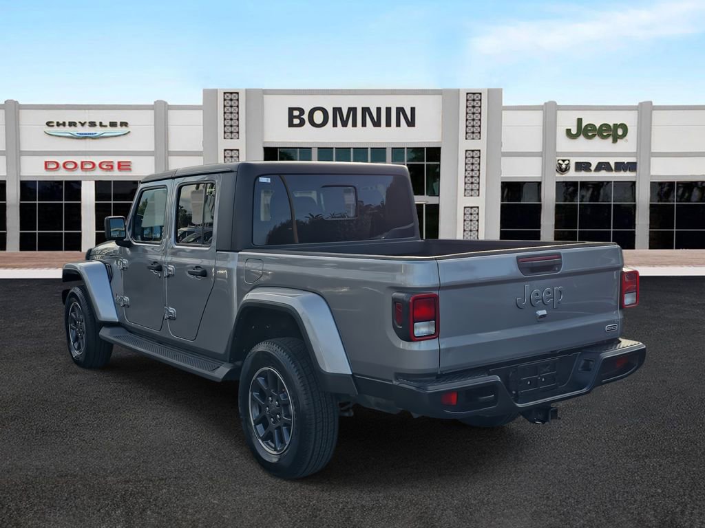 Used 2020 Jeep Gladiator Overland image 4