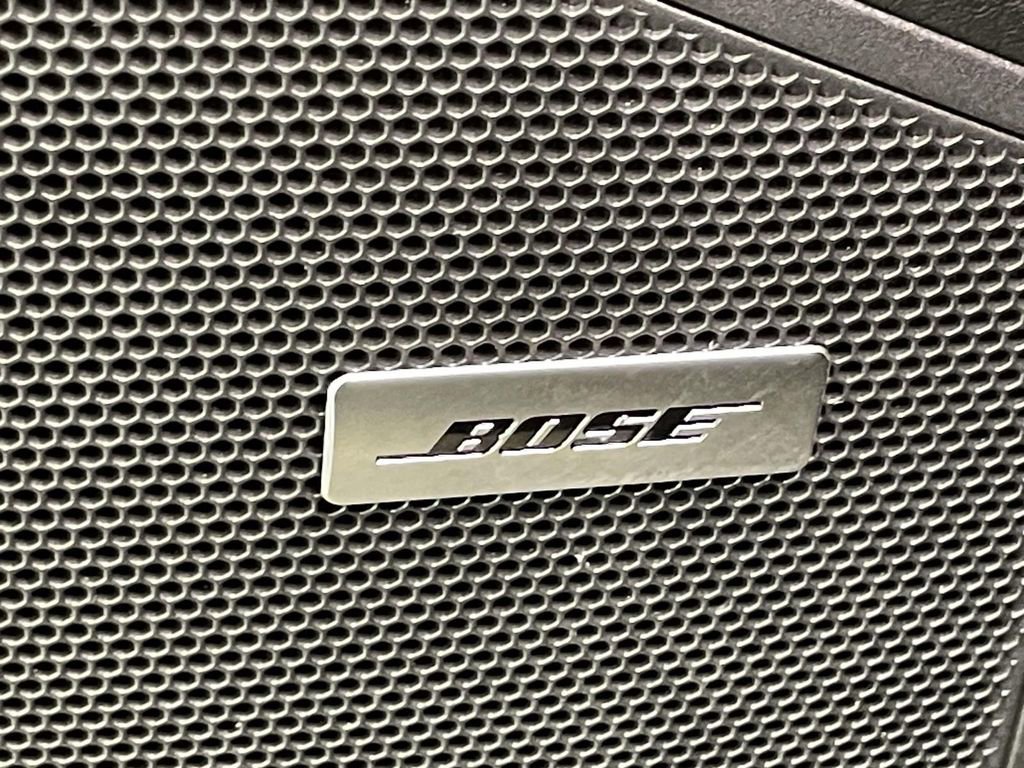 Used 2024 Porsche Cayenne image 37