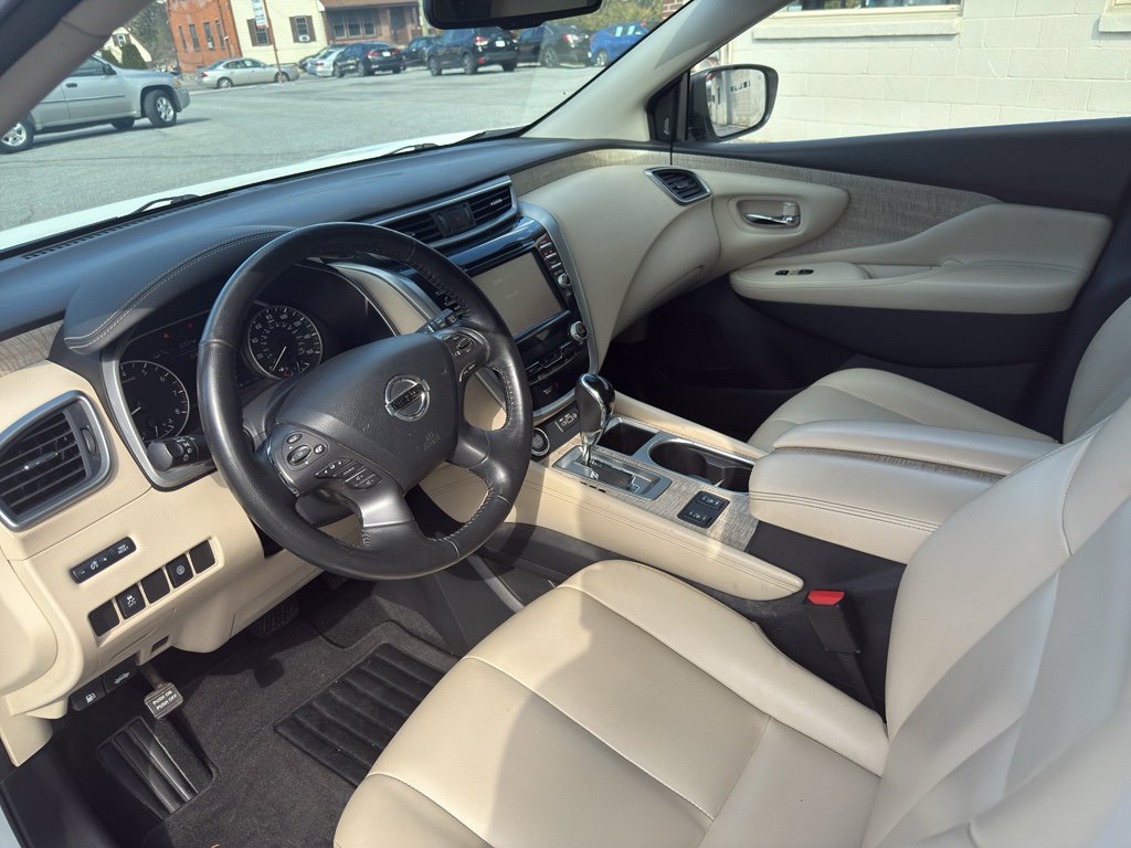Used 2021 Nissan Murano SV w/ SV Special Edition Package image 9