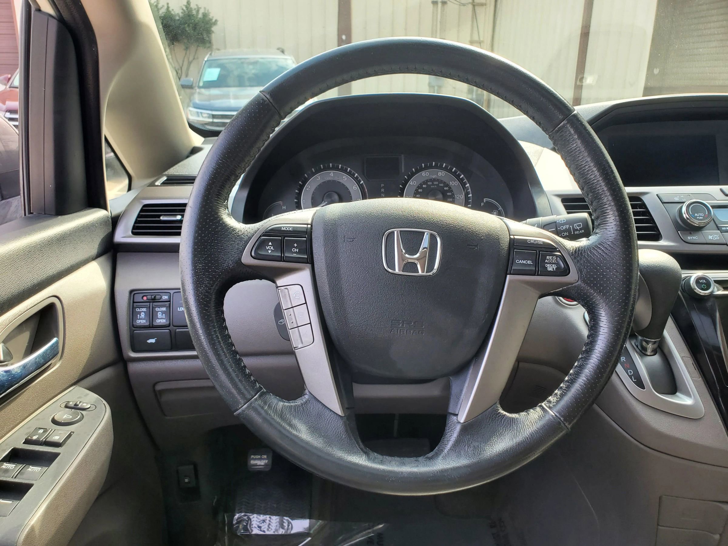 Used 2015 Honda Odyssey EX-L image 31