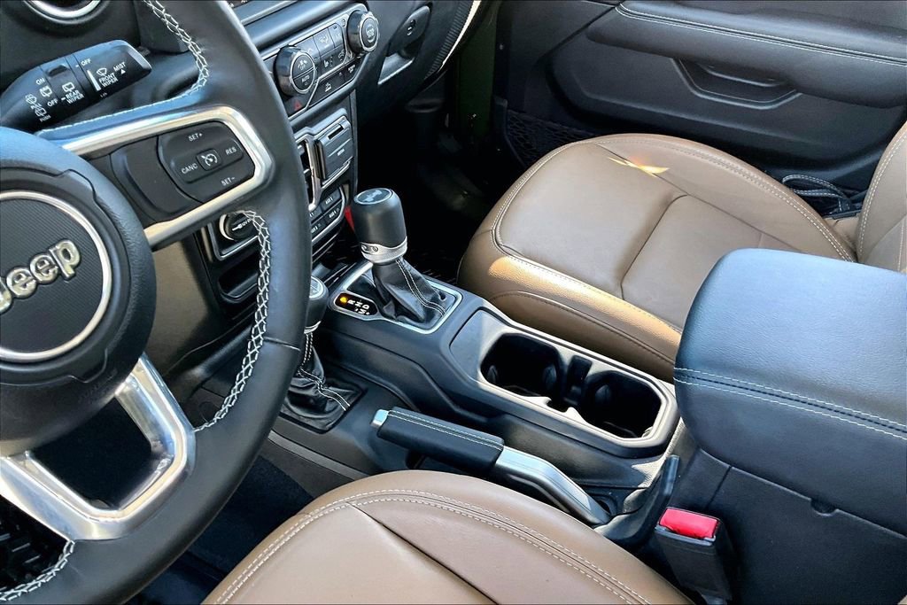 Used 2022 Jeep Wrangler Unlimited Sahara w/ LED Lighting Group image 18