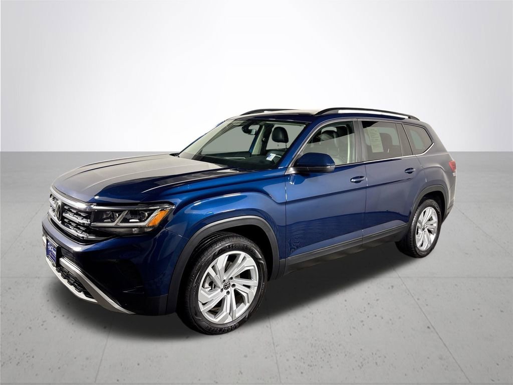 Certified 2022 Volkswagen Atlas SE image 2