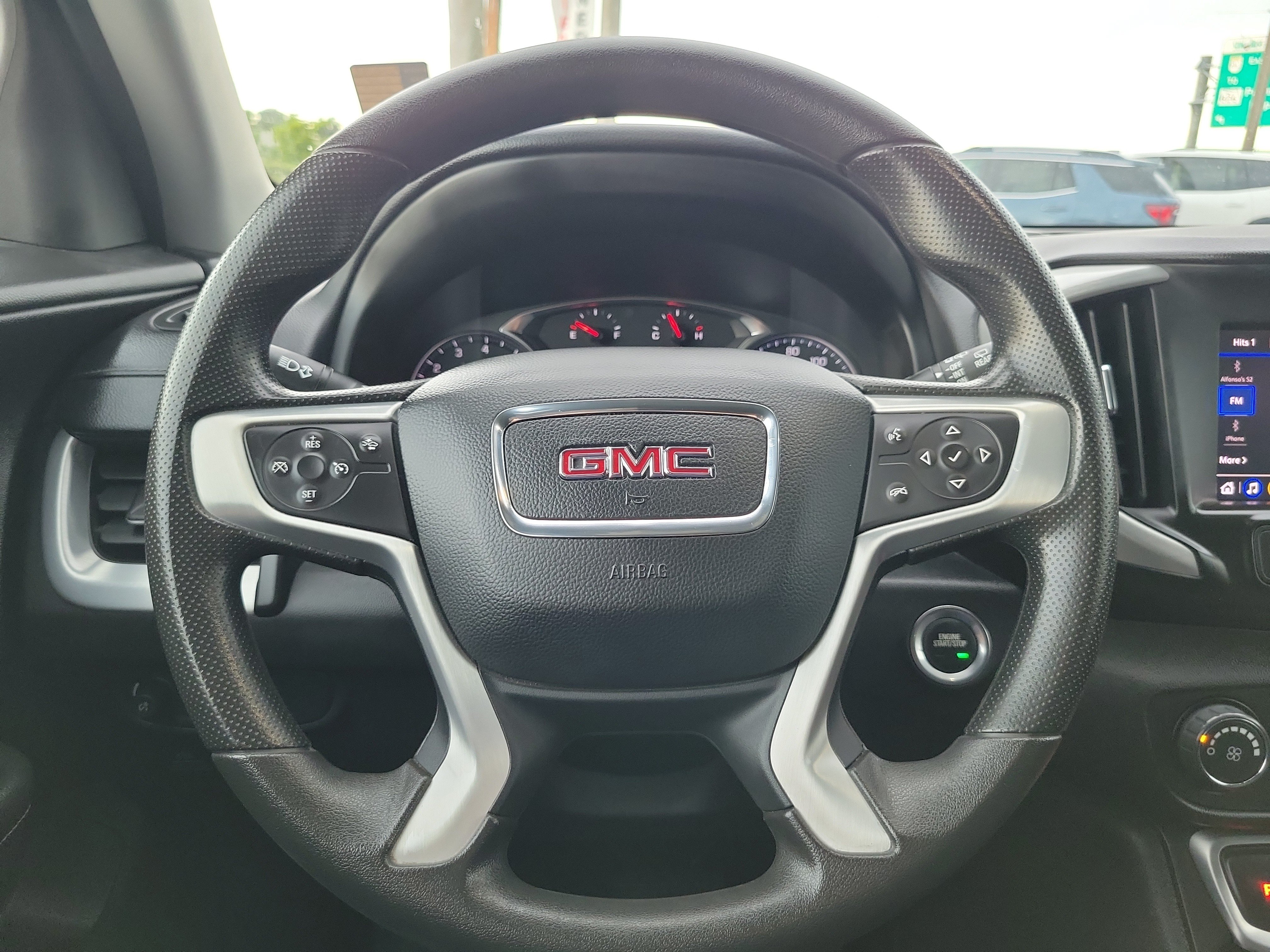 Used 2024 GMC Terrain SLE FWD image 17