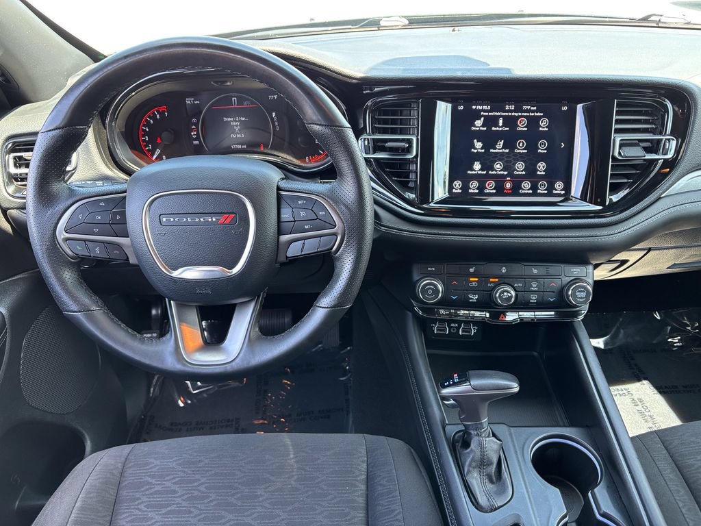 Used 2024 Dodge Durango SXT w/ 3rd Row Seating Group AWD/4WD image 22