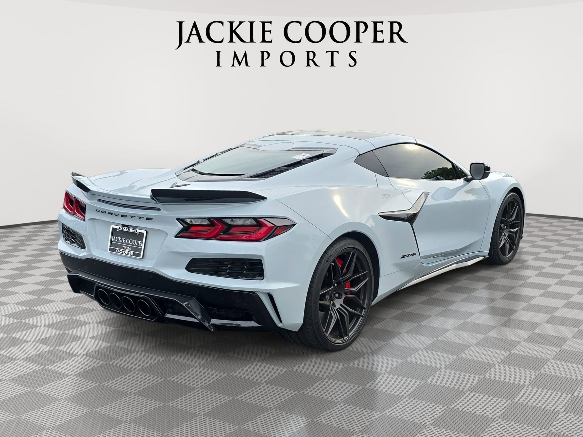 Used 2023 Chevrolet Corvette Z06 RWD image 5