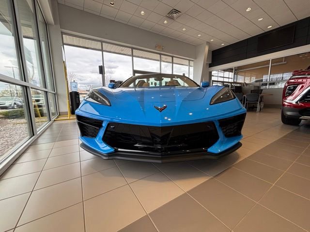 Used 2021 Chevrolet Corvette Stingray Premium Conv w/ Z51 Performance Package RWD image 7