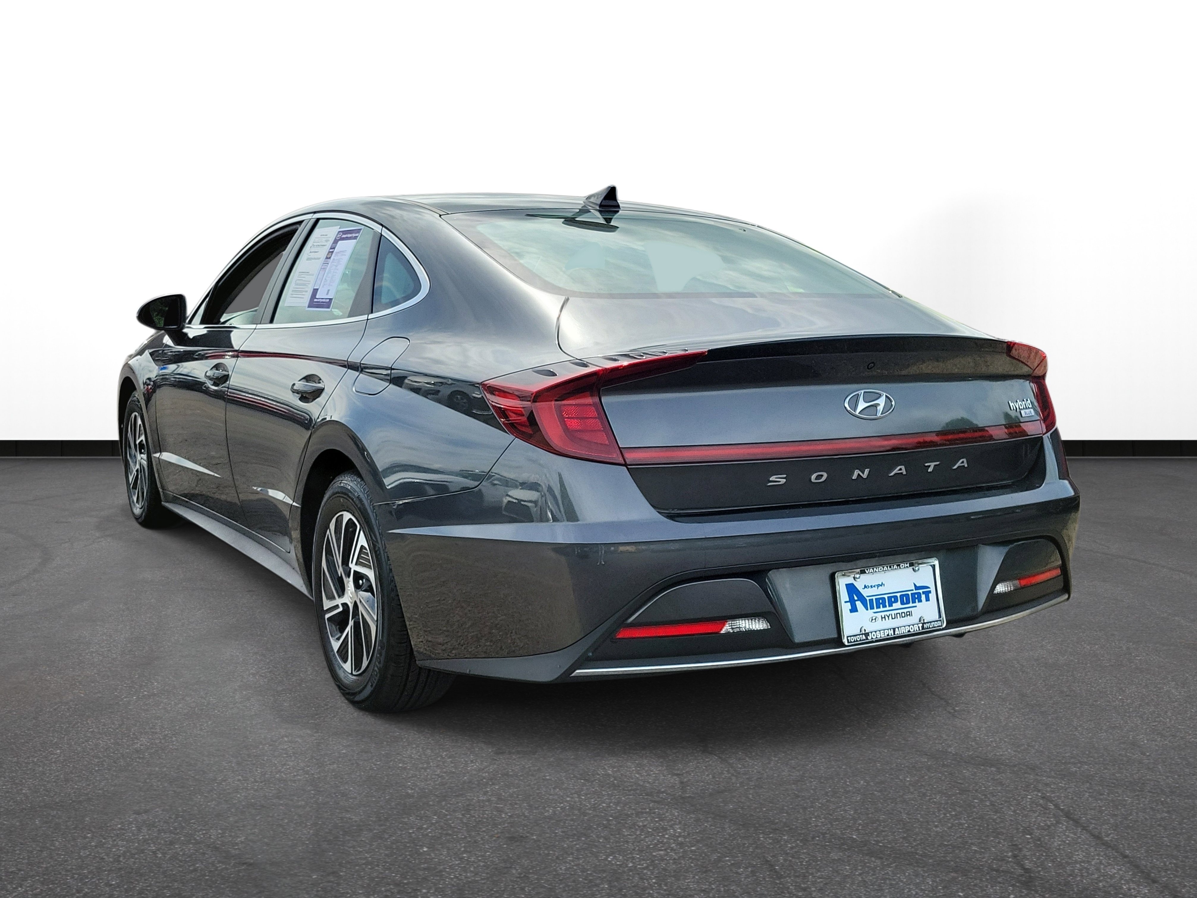 Used 2022 Hyundai Sonata Blue FWD image 3