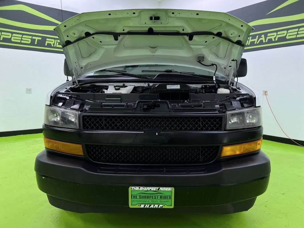 Used 2020 Chevrolet Express 2500 Extended w/ Driver Convenience Package RWD image 4