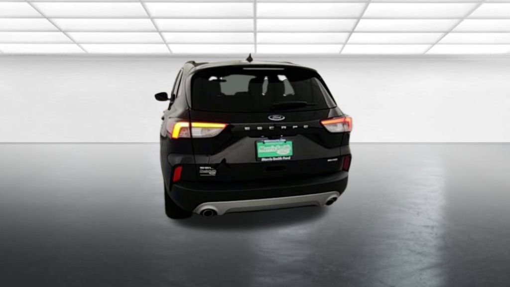 Used 2022 Ford Escape SEL image 7