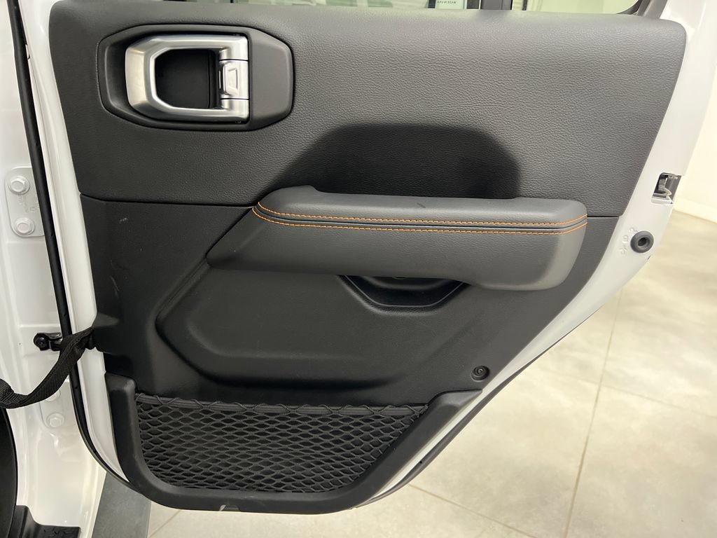 Used 2021 Jeep Gladiator Mojave w/ Dual Top Group AWD/4WD image 23