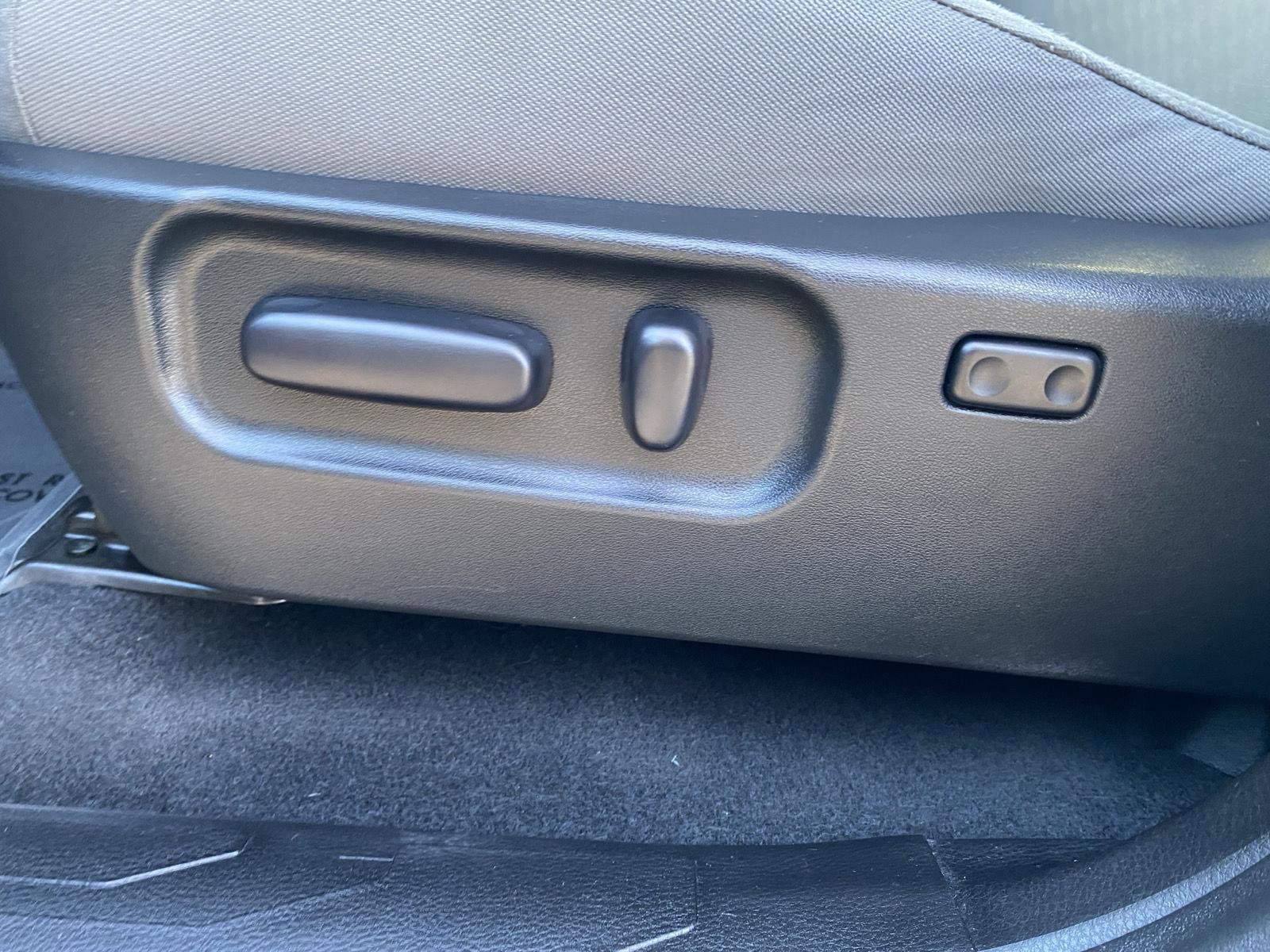 Used 2023 Toyota Tacoma SR5 image 16